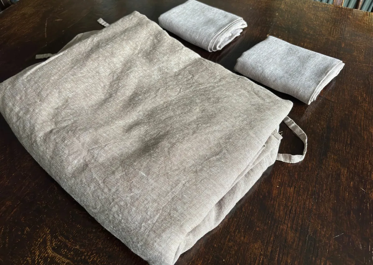 NEW :: LINEN SUPER KING DUVET COVER SET - Image 1
