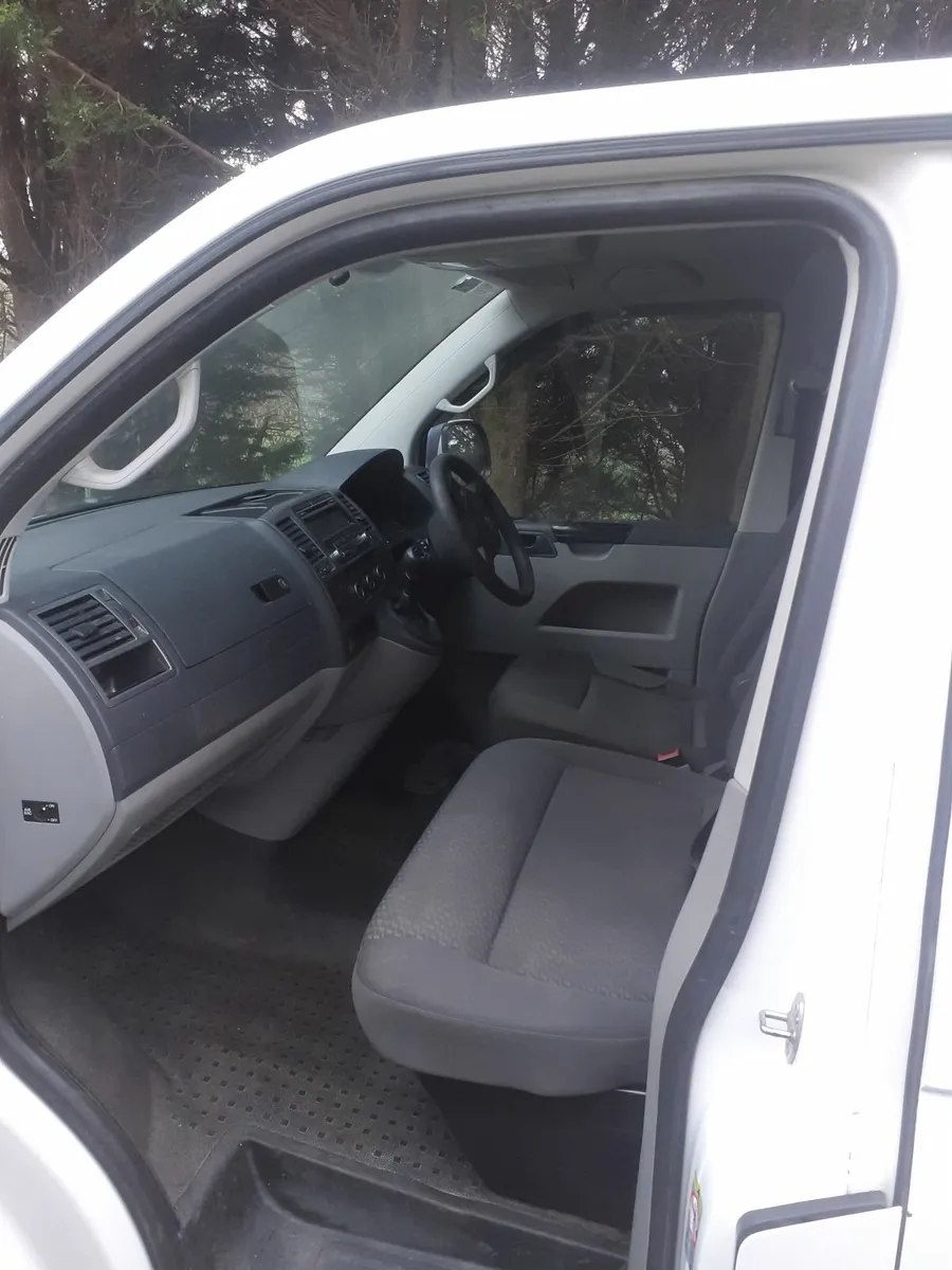 Volkswagen Transporter 2014 - Image 3
