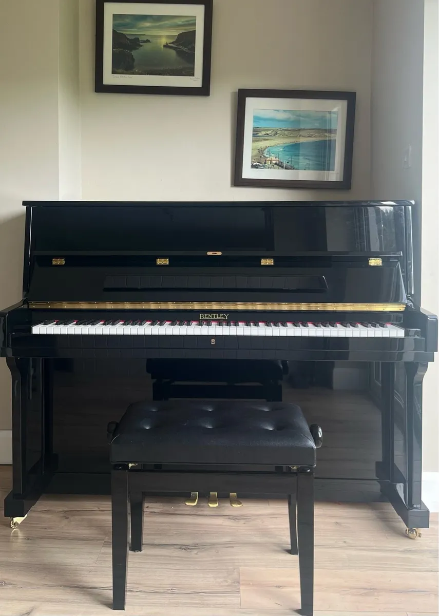 Piano - Image 1
