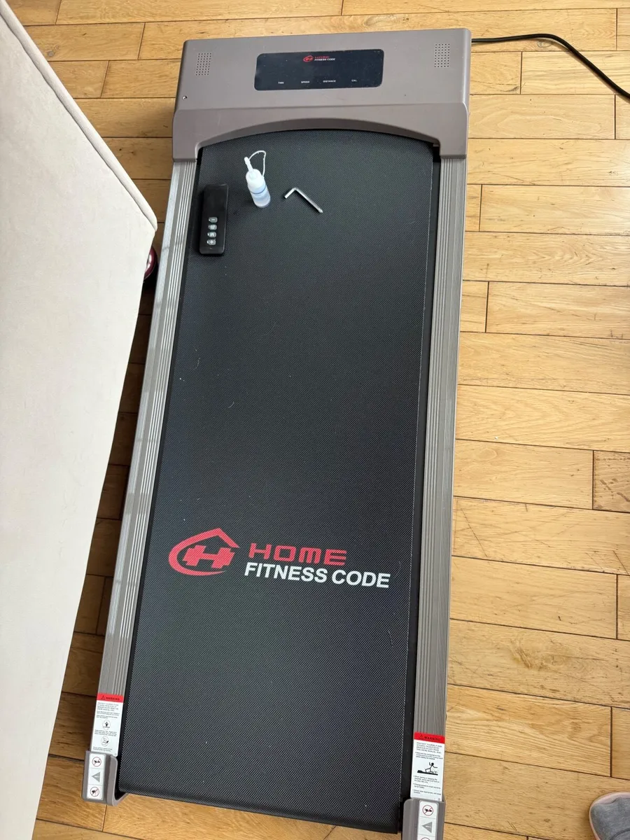 Treadmill - Image 1