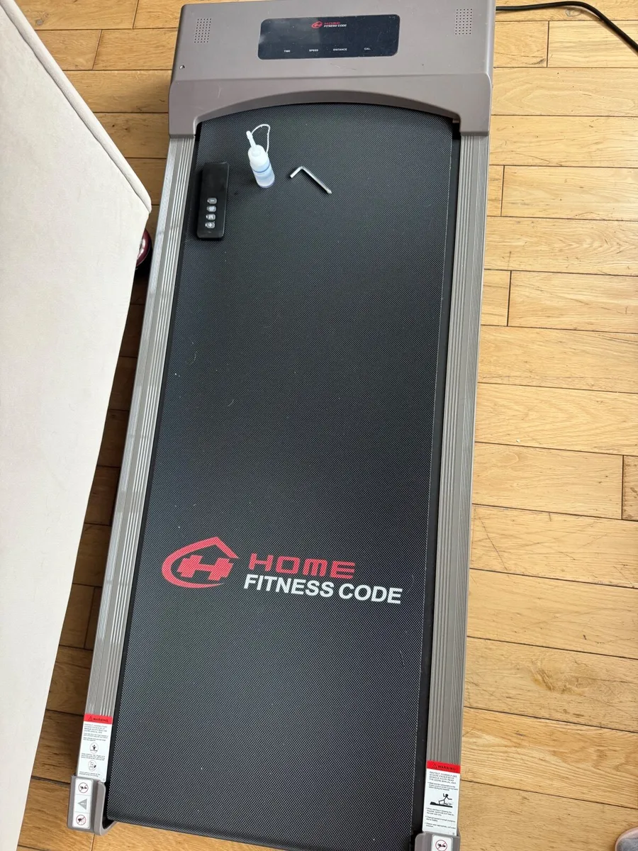 Treadmill - Image 2