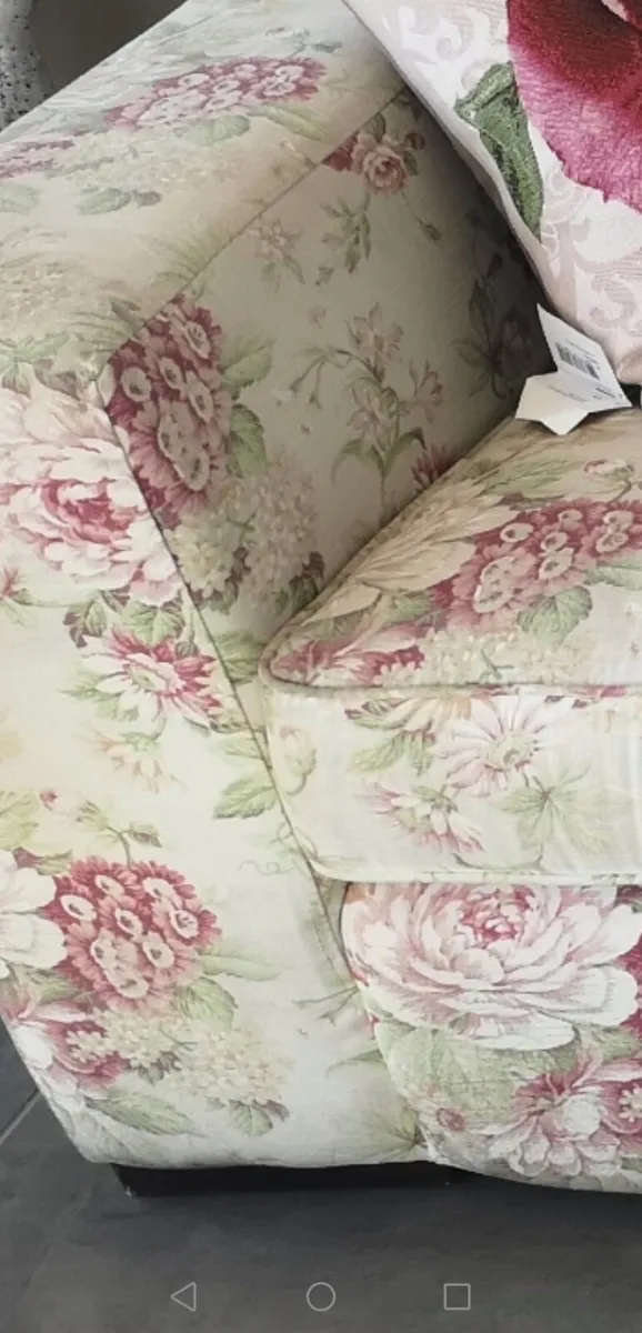 Floral Couch - Image 2