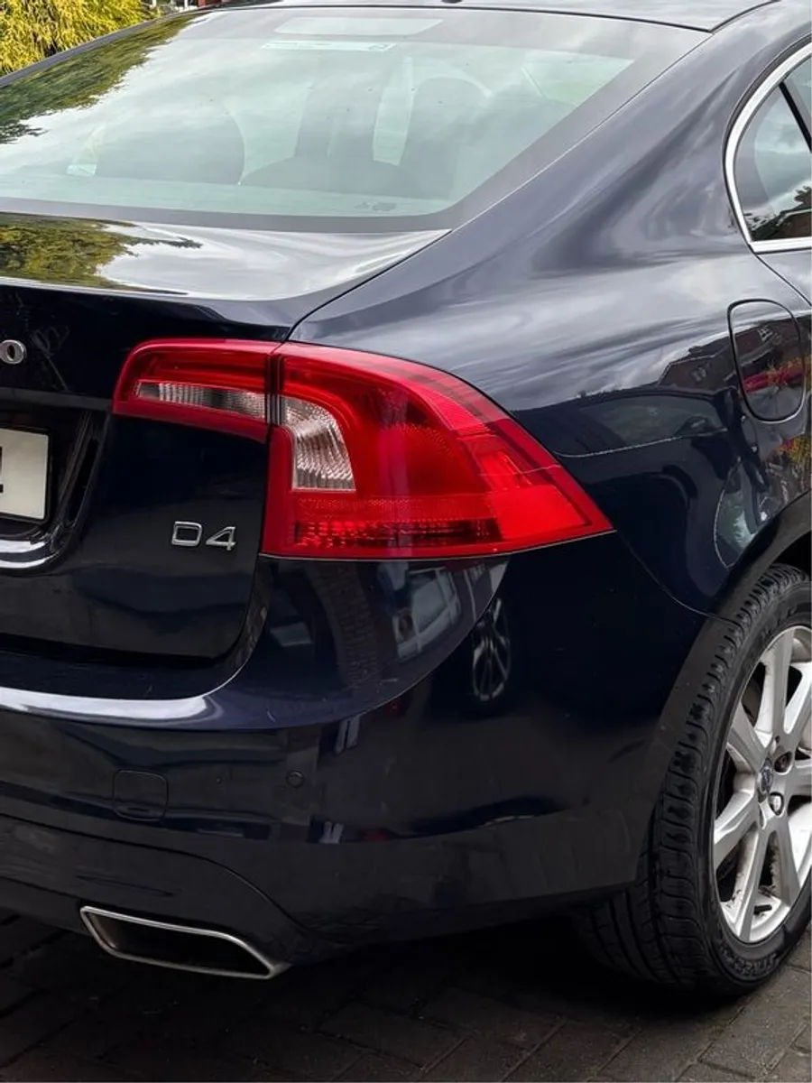 VOLVO S60 2.0TD D4 SE LUX NAV AUTO-check verified - Image 4