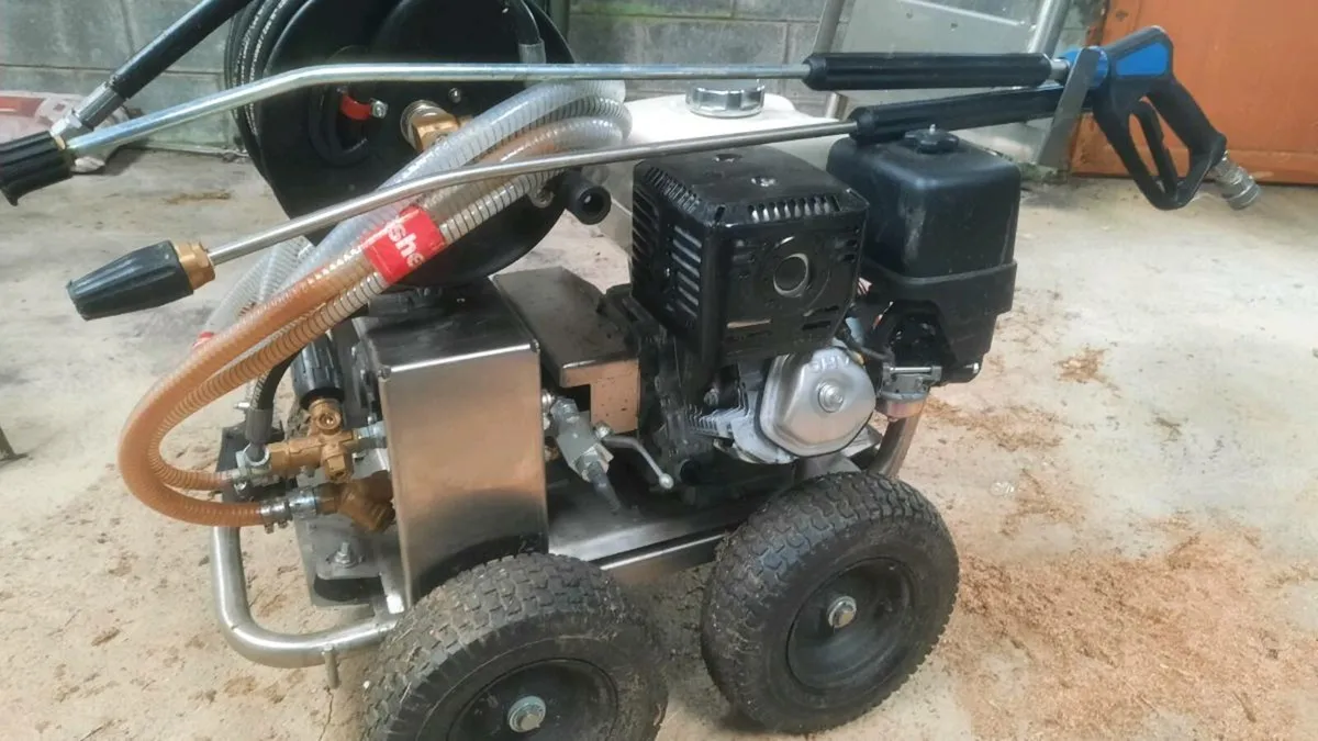 Jet Mac pressure washer - Image 2