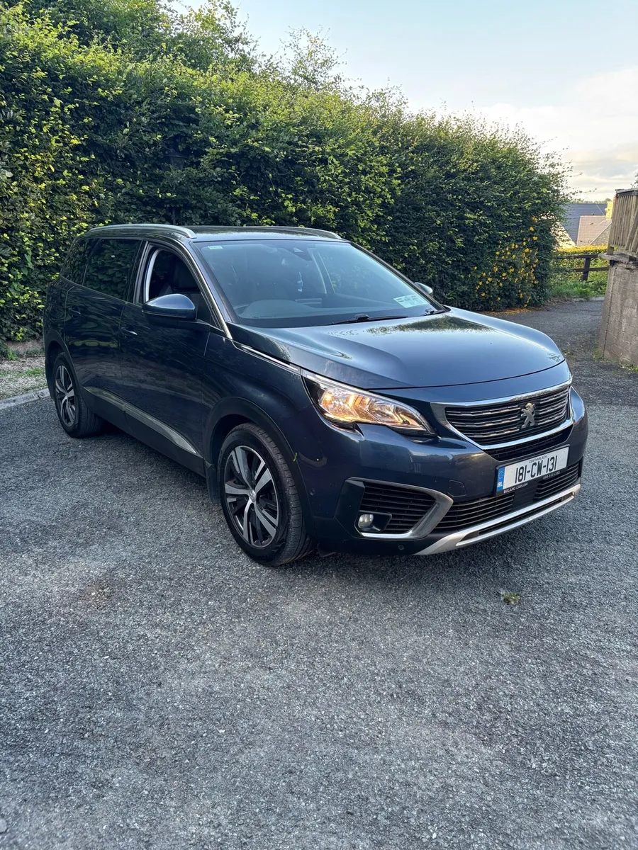 2018 Peugeot 5008 7 seater - Image 1