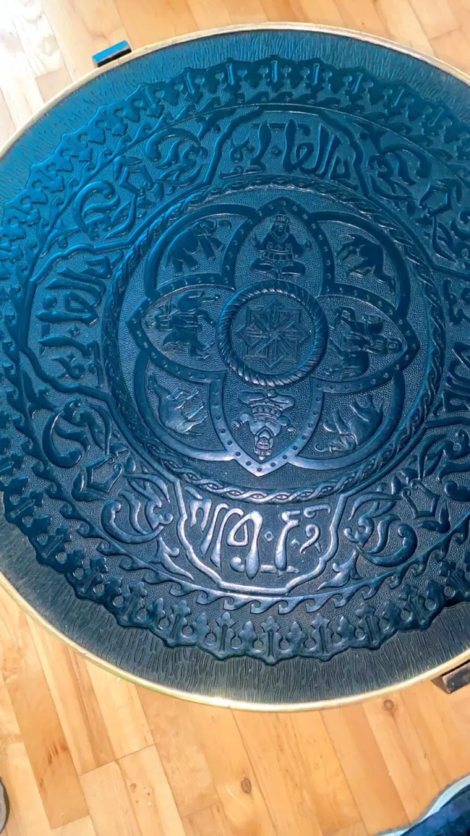 Stunning antique Moroccan flip table - Image 3