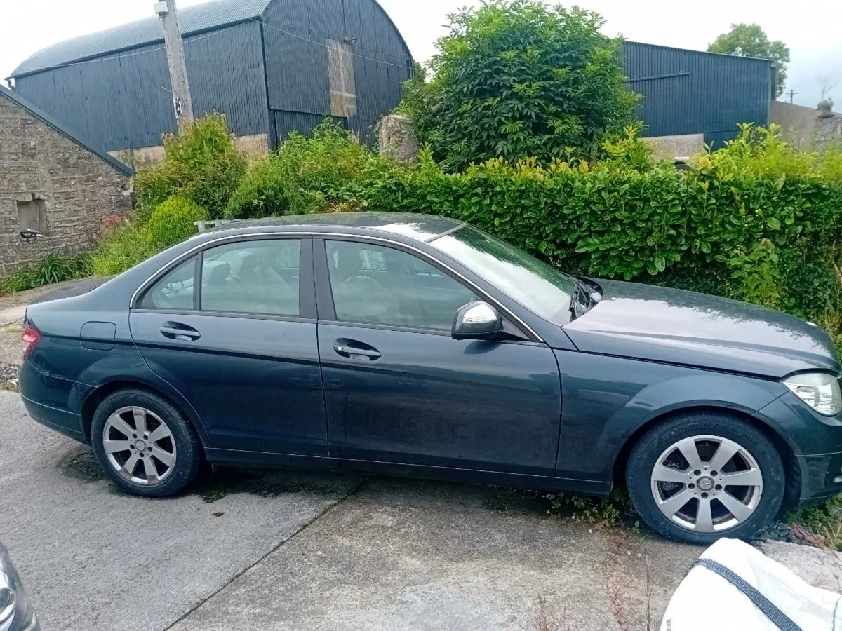 Mercedes c200 - Image 3