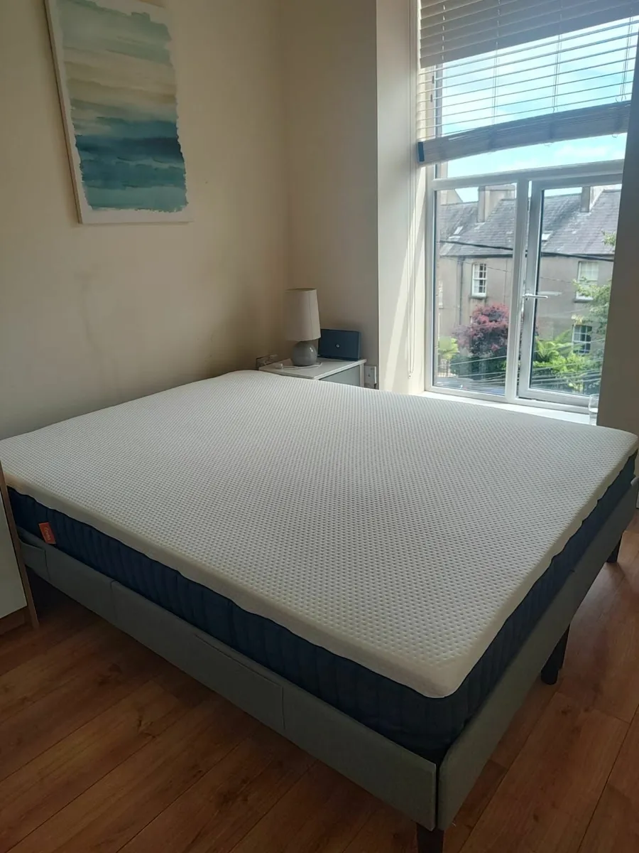Emma Original Bed Bundle + Newentor Mattress Toppe - Image 2