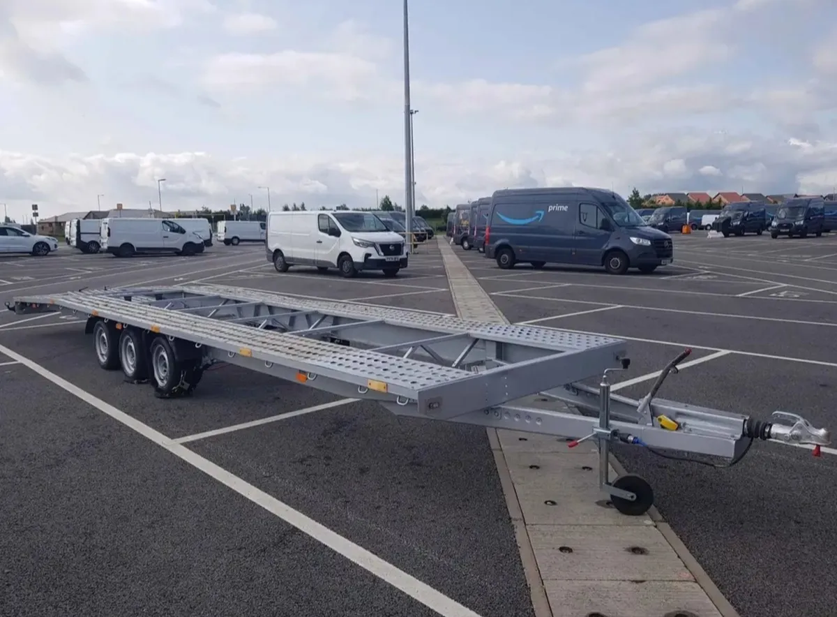 26ft tri axle 2 car transporter - Image 3
