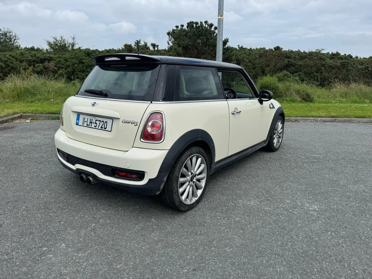 Mini Cooper S - Image 4