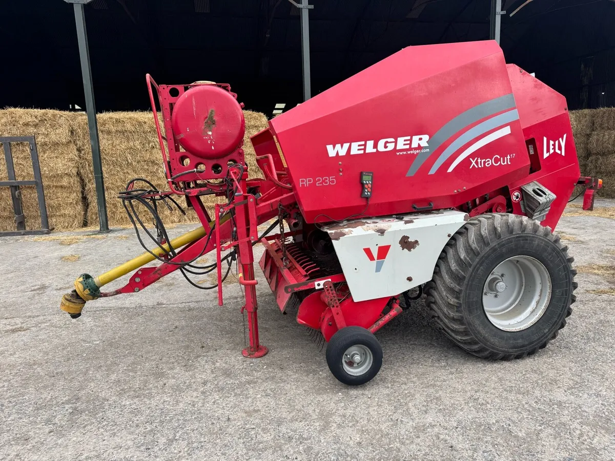 Welger baler - Image 2