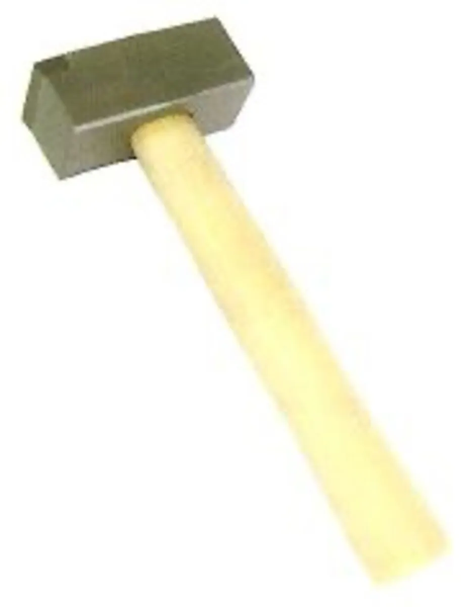 Carbide lump hammer and masonry tools - Image 1