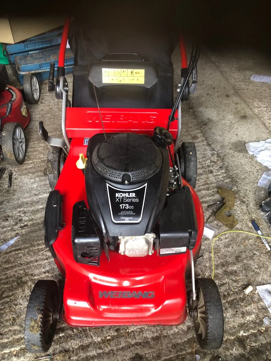lawnmower self drive like new with Warranty can de - Image 2