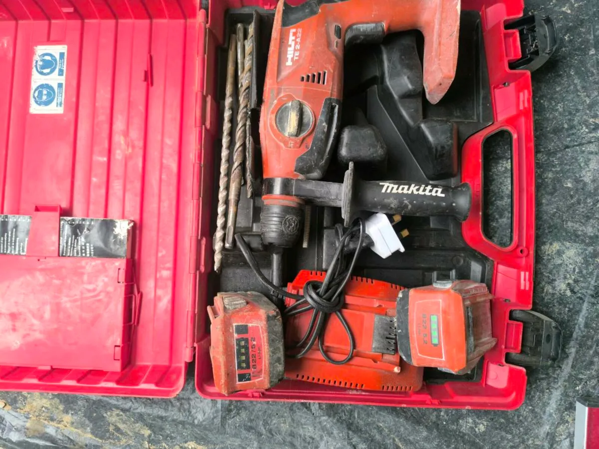 Hilti TE 2 A22 SDS + drill
2 batteries 5.2Ah - Image 2