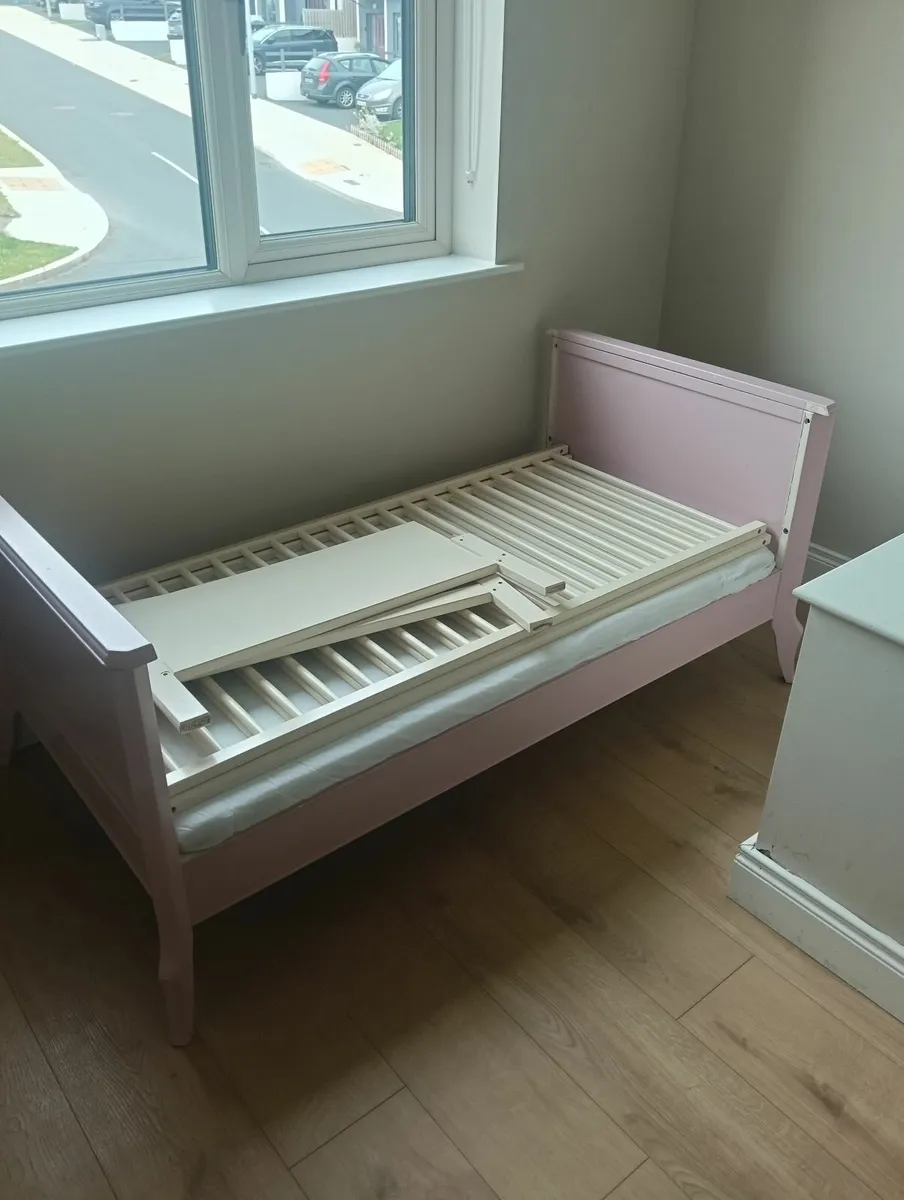 Children's beds - Image 1