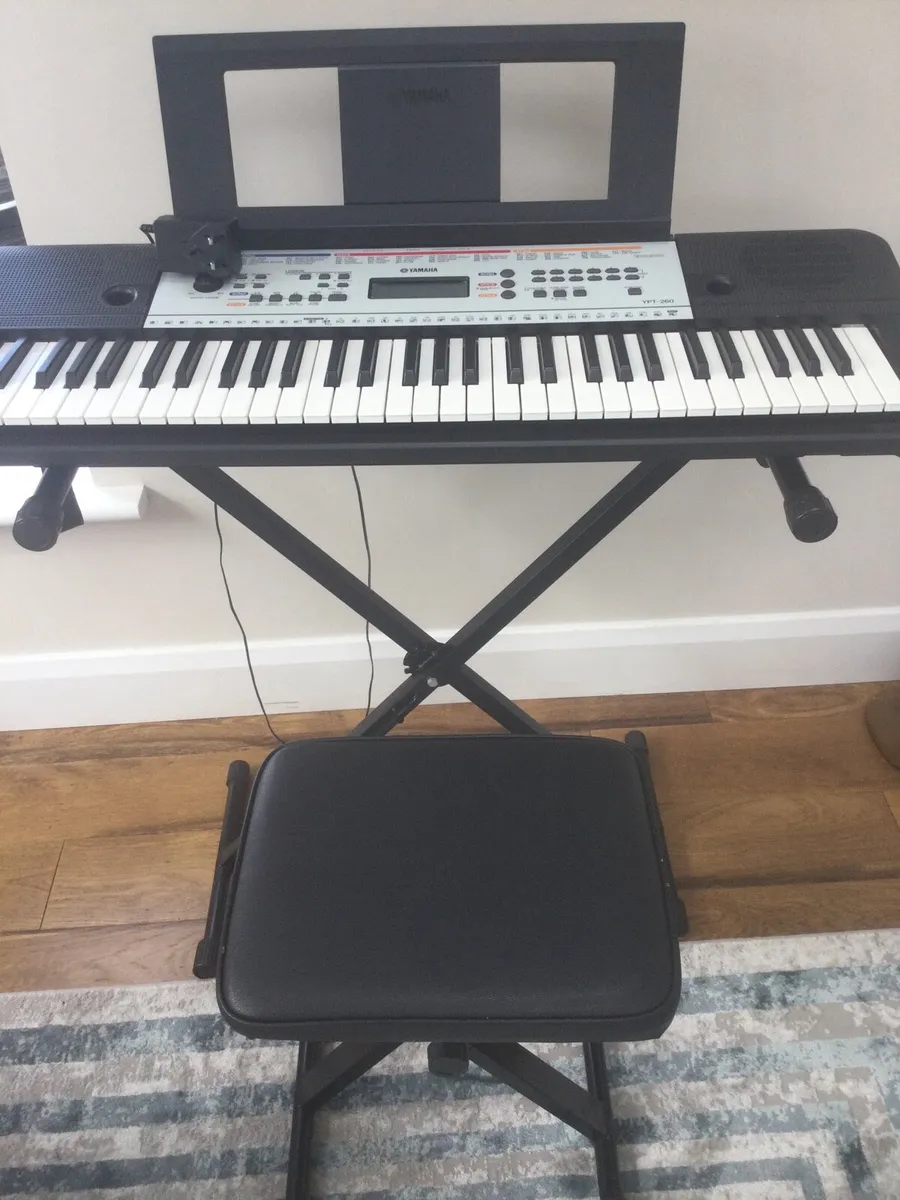 Yamaha Keyboard - Image 2