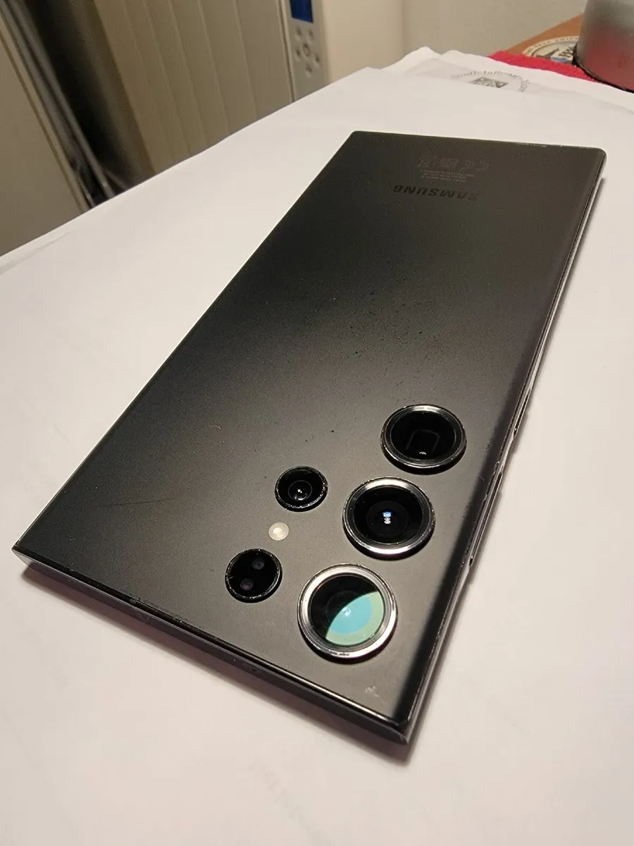 Samsung S23 Ultra - Image 1