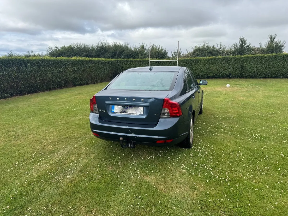 Volvo S40 2008 - Image 2