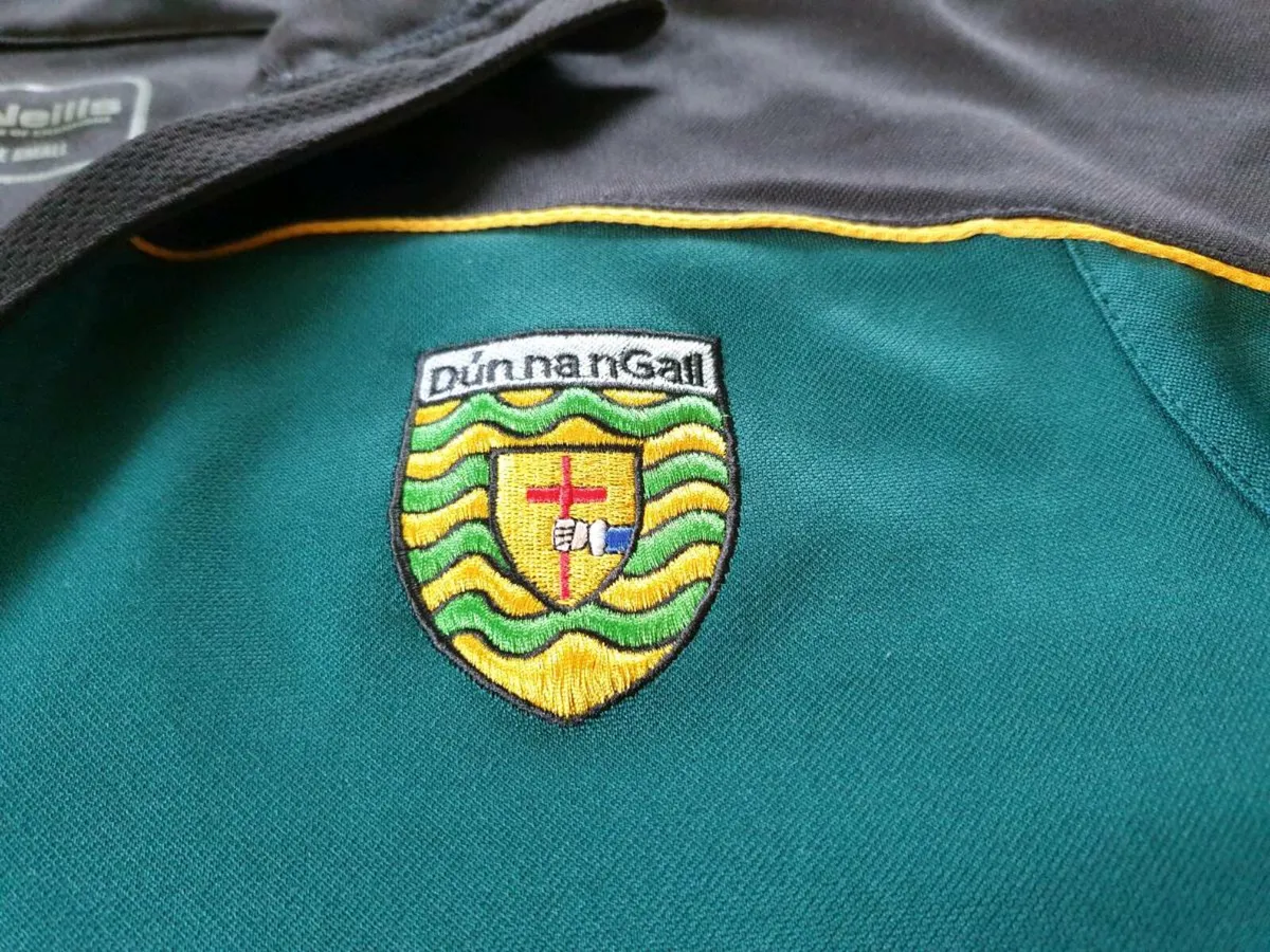 Donegal Football Gaelic GAA Half Zip Top Small - Image 3