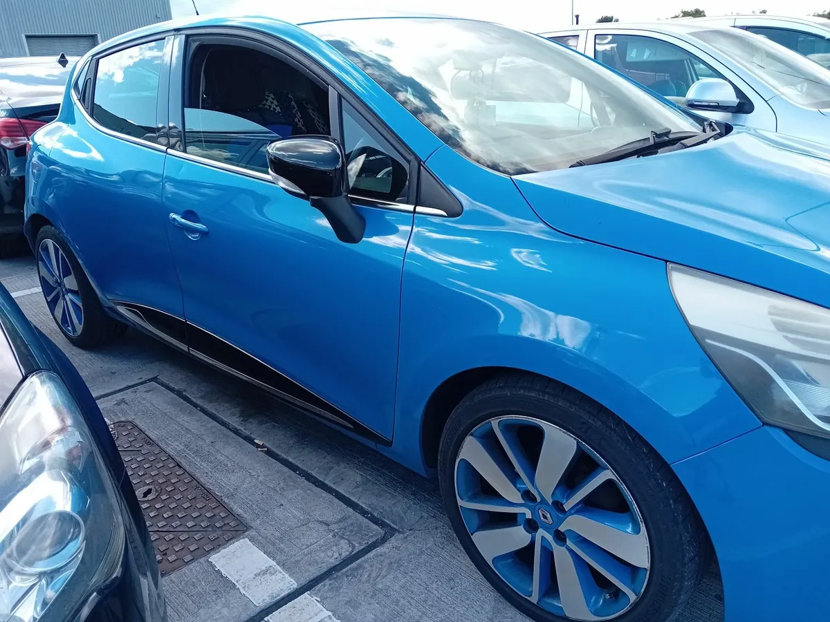 Renault Clio 2013 - Image 2