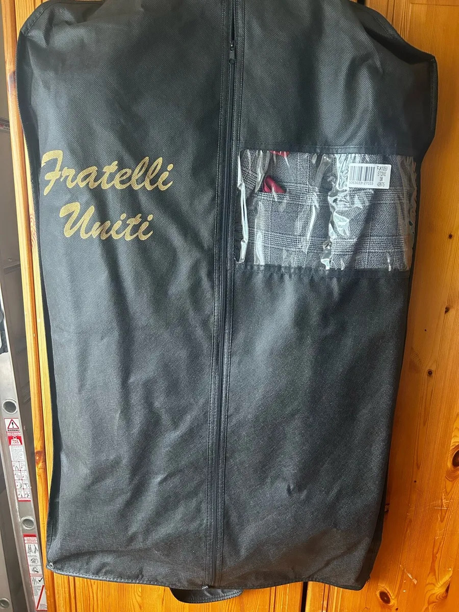 Men suit - Image 2