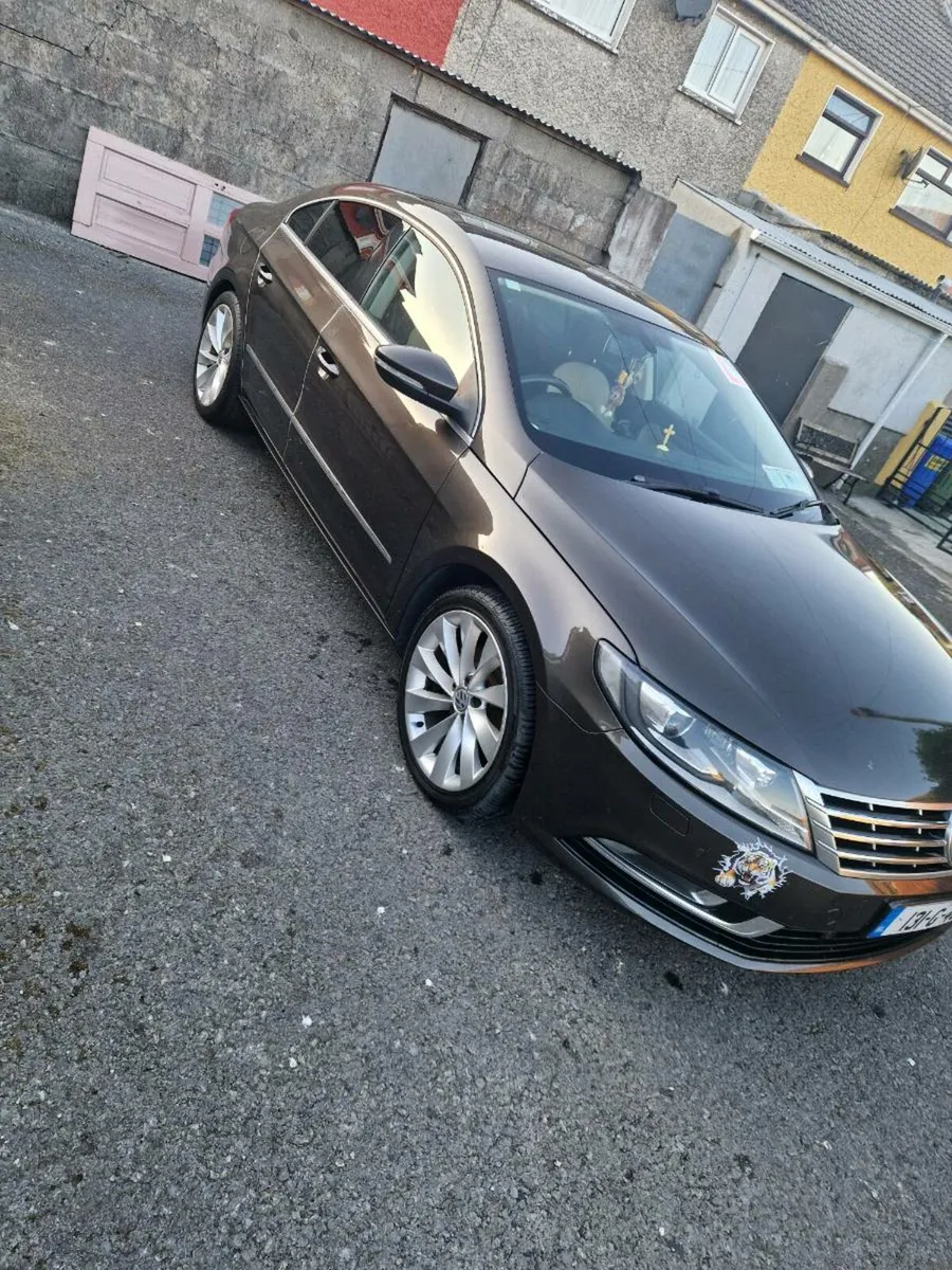 2013 Volkswagen CC Coupe - Image 2