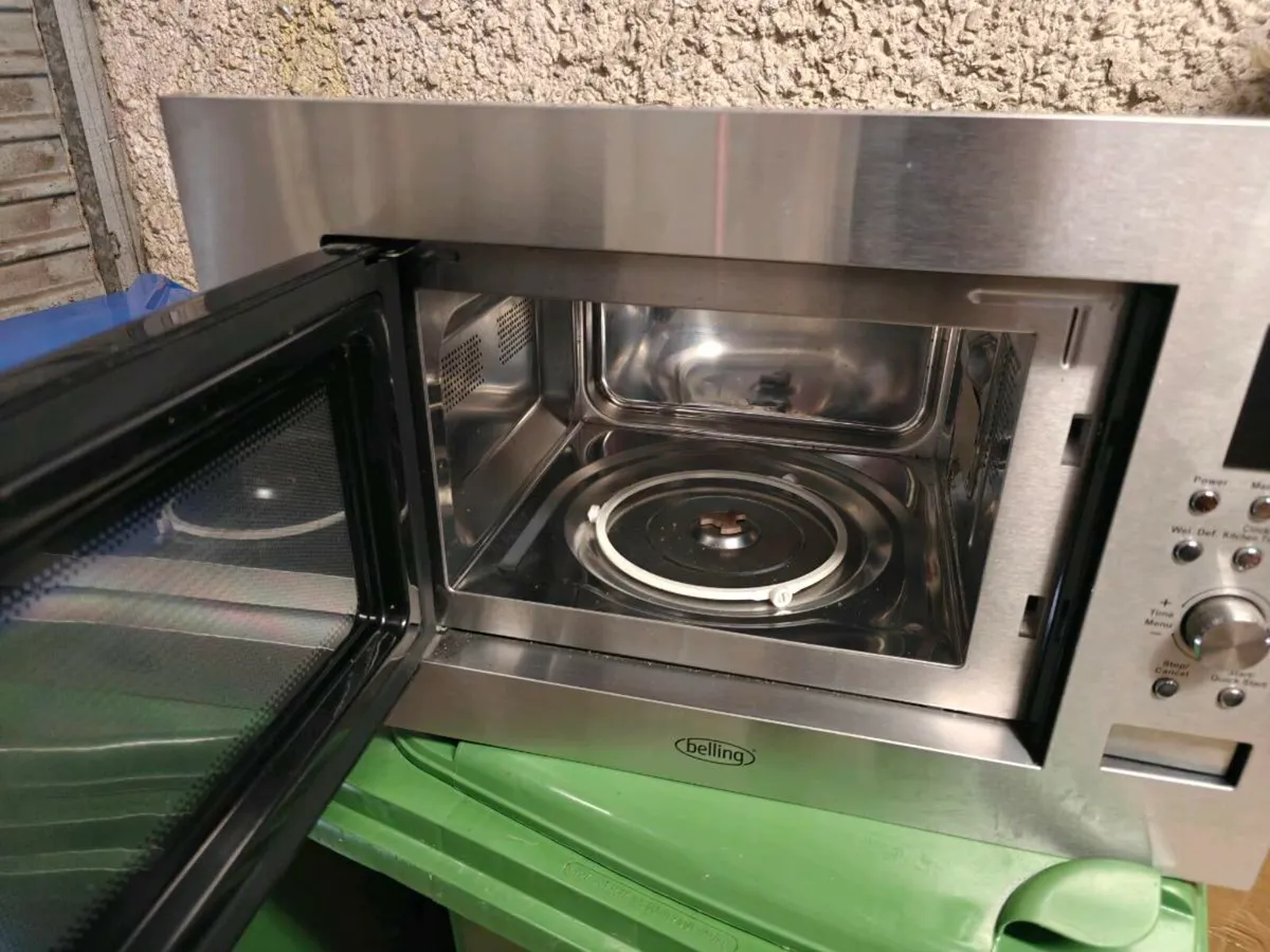 Belling 23l built in Microwave - Image 3