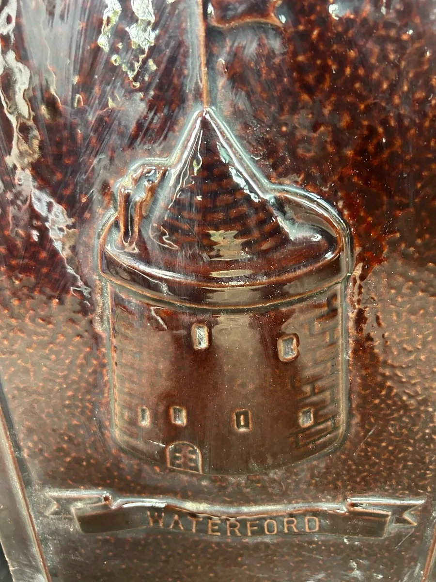 Solid fuel stove - Image 1