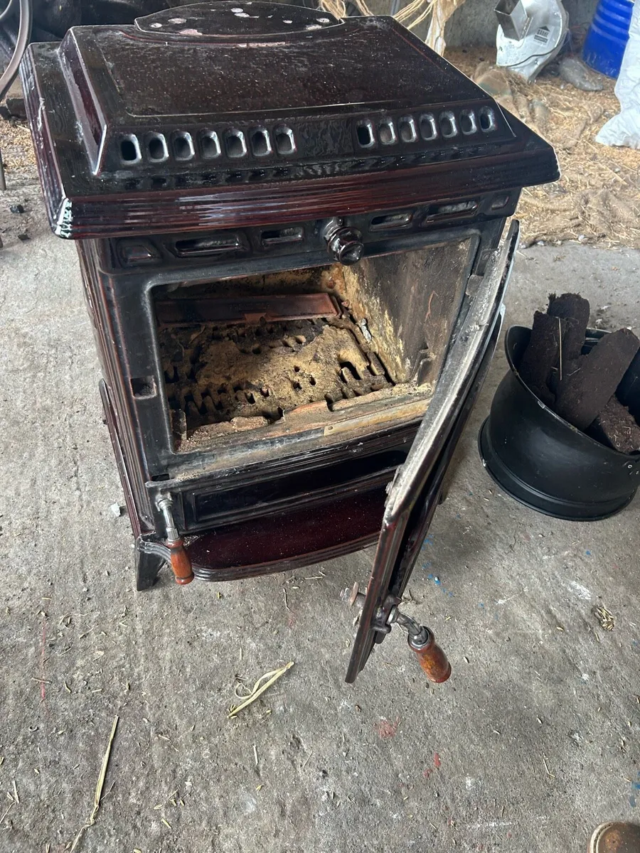 Solid fuel stove - Image 3