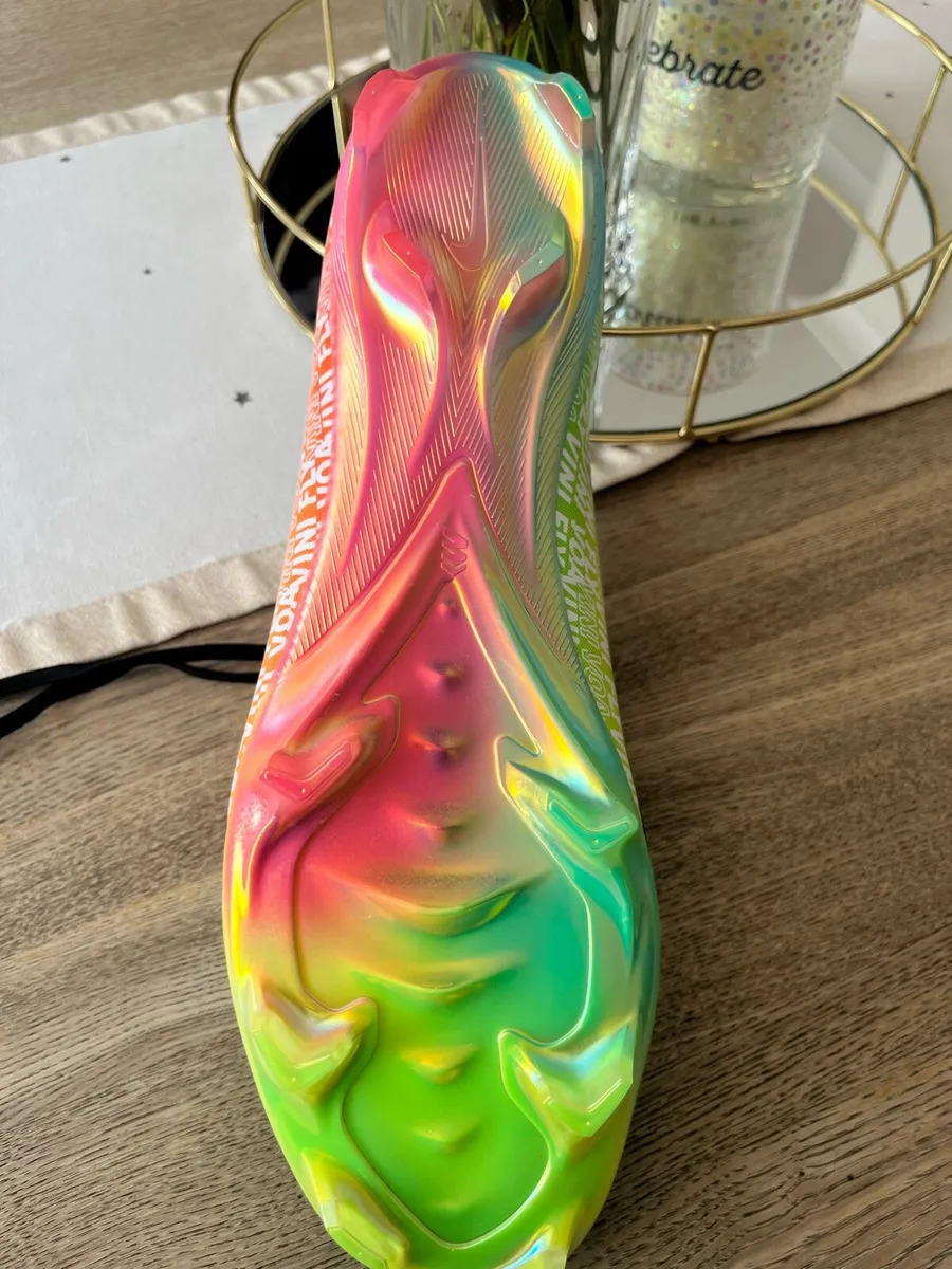 Football boots - Image 2