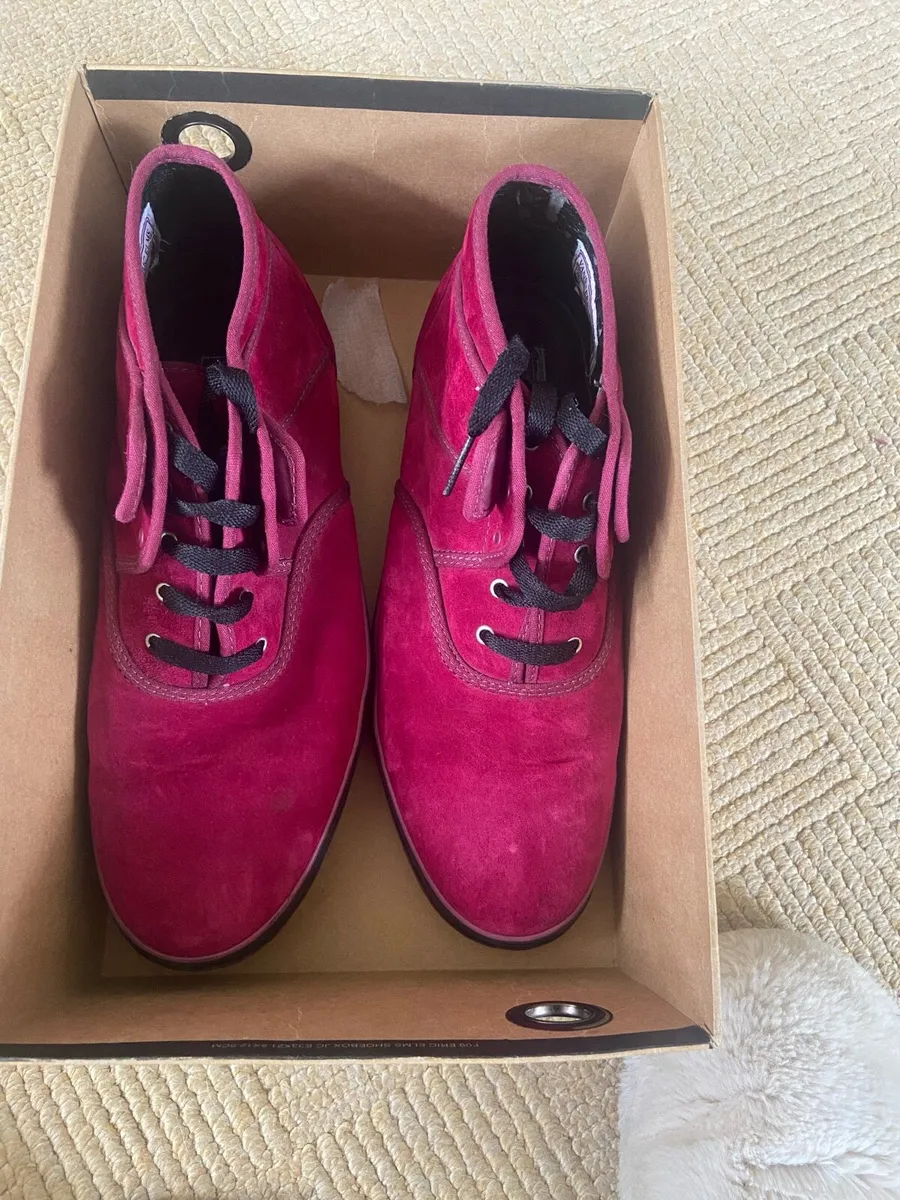 Vans x Eric Elms - Euro size 10 - Image 2