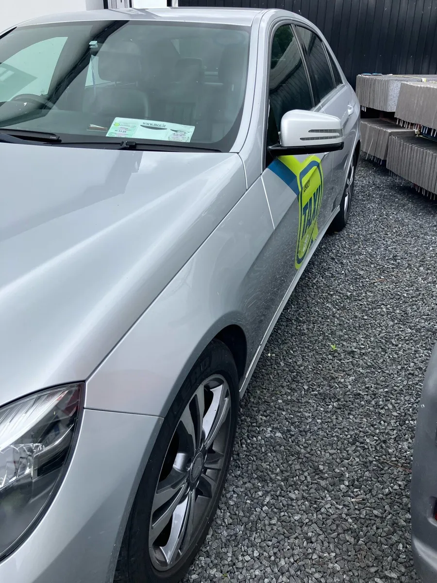 Car - Image 2