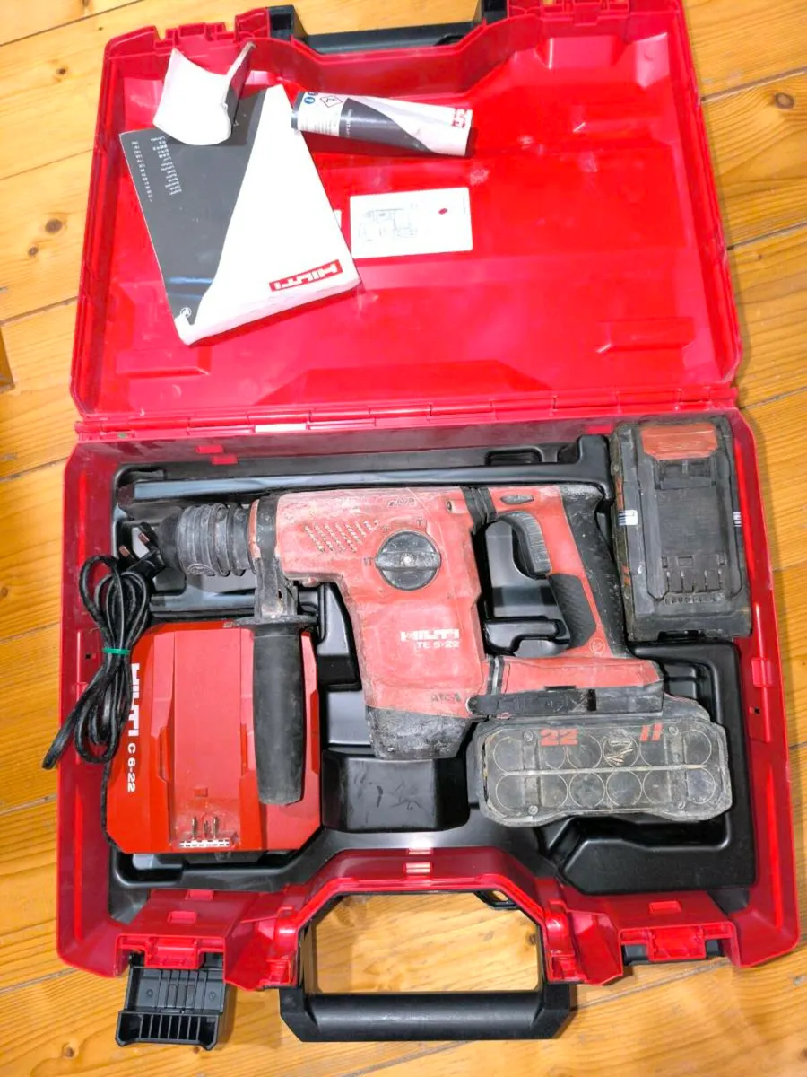 TE6 22 SDS+  drill 
2  batteries 8.0AH nuron - Image 4