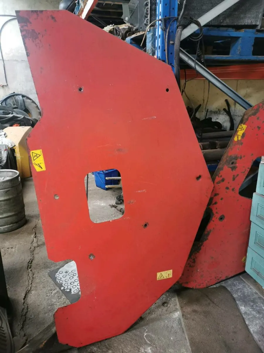Welger, Claas, John Deere Round baler parts - Image 2