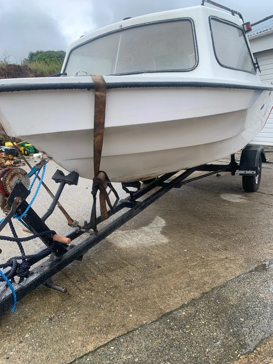 14.5 ft fishing boat - Image 3