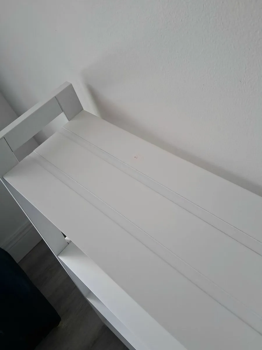 Ladder Shelf - Image 3