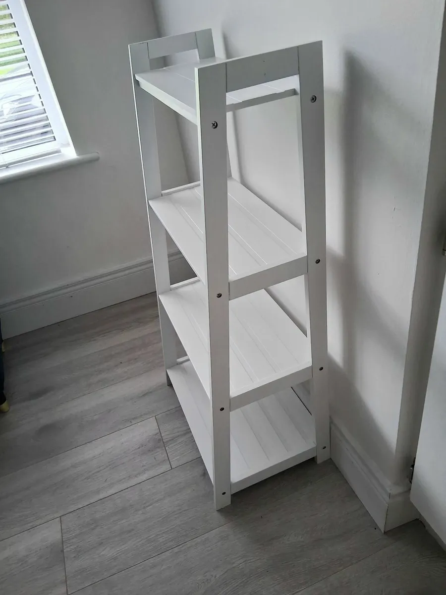 Ladder Shelf - Image 4