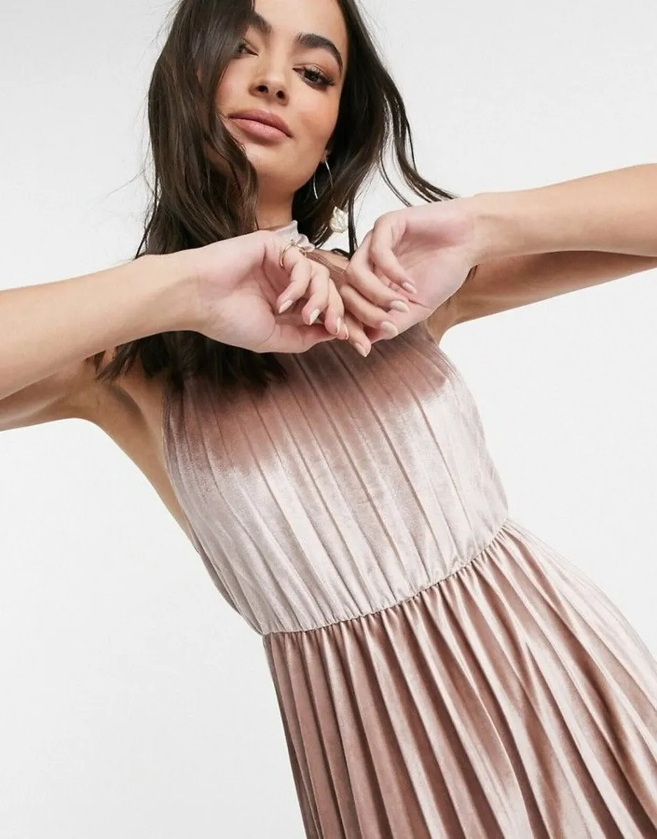 2 Bridesmaid dresses - Image 4