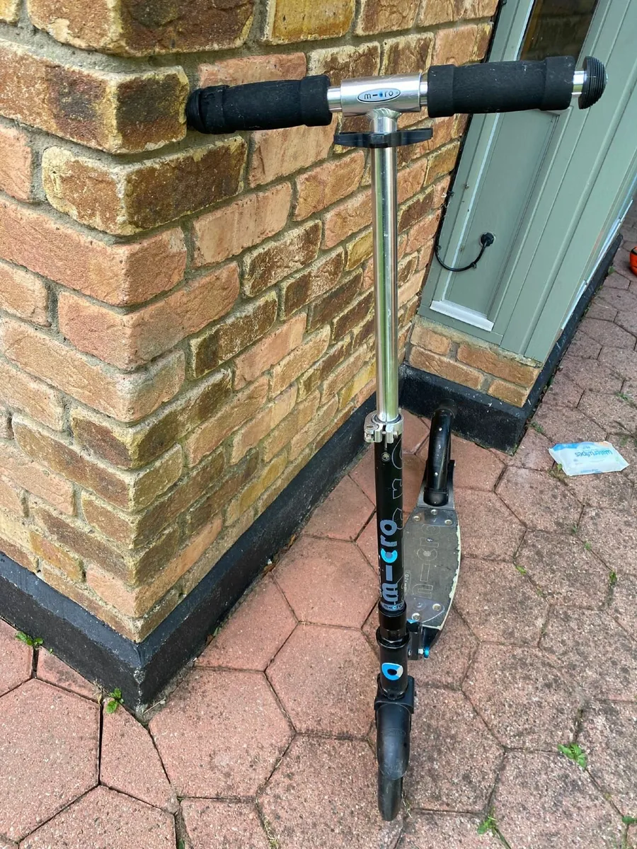Scooter - Image 1