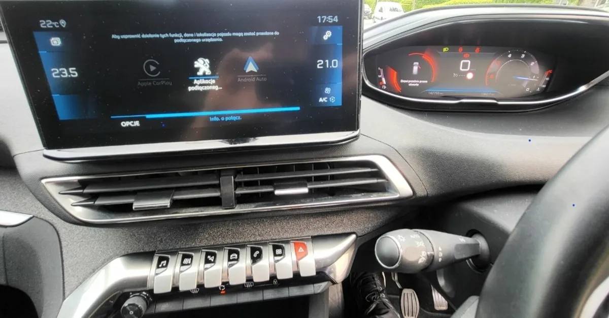 Peugeot 3008 2021 - Image 3