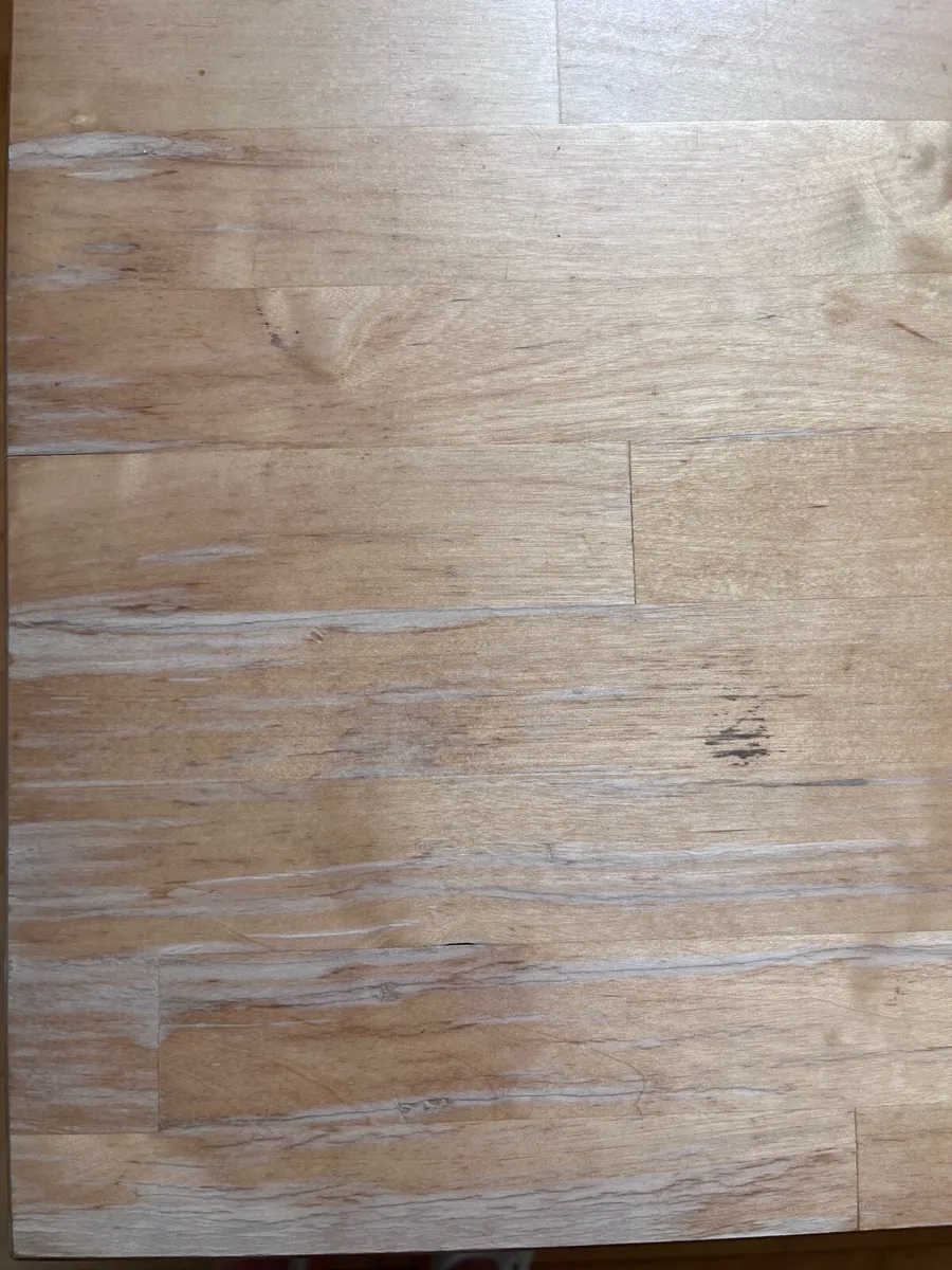 Dining table and chairs - Image 3