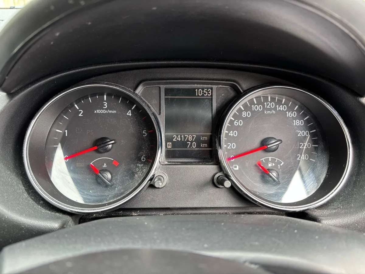 Nissan Qashqai 12 NCT 01/26 - Image 3