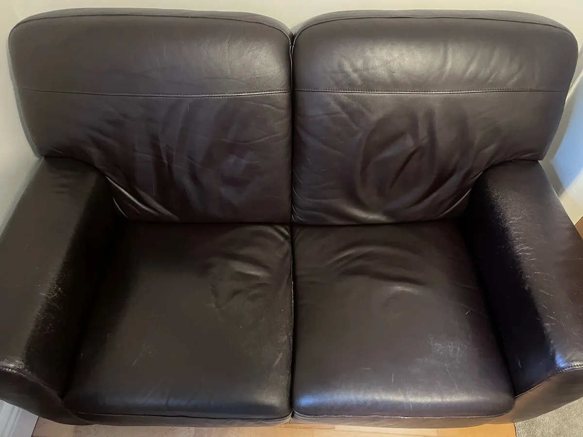 2 Seater Leather Look Couch - Image 2