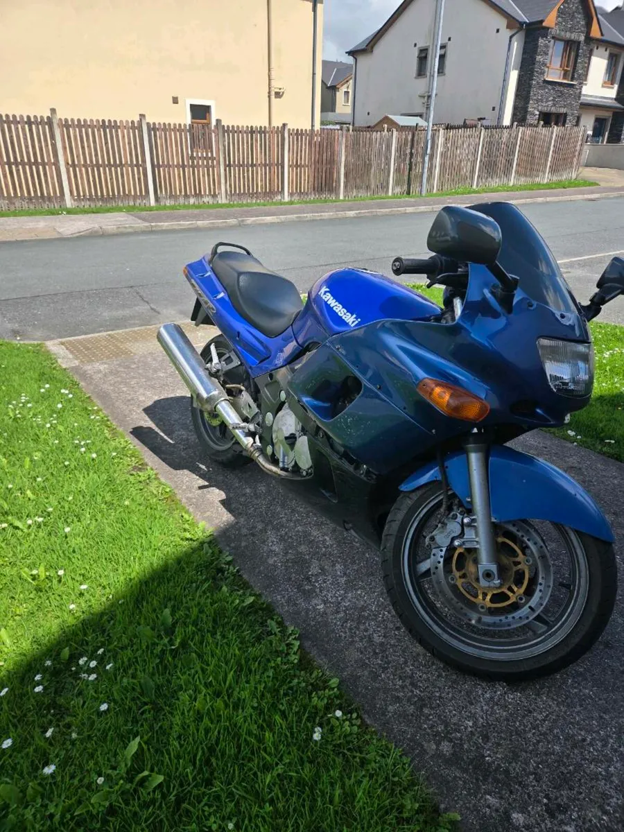 Kawasaki zzr 600 - Image 1