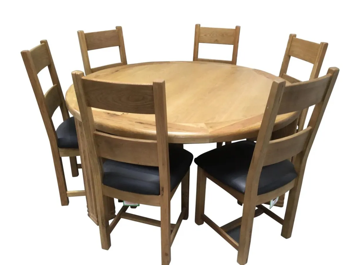 Solid oak dining table and 6 chairs - Image 2