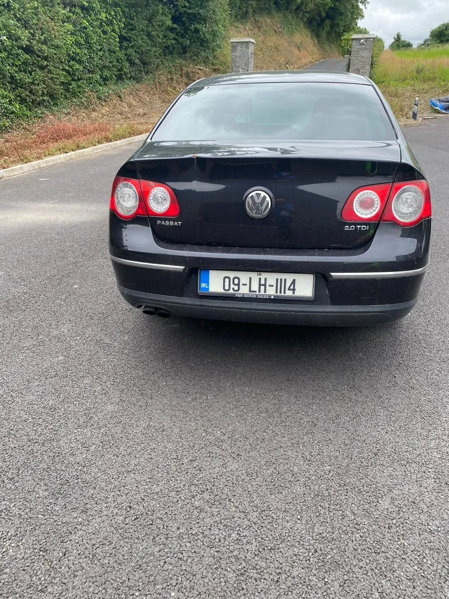 Car - Image 1