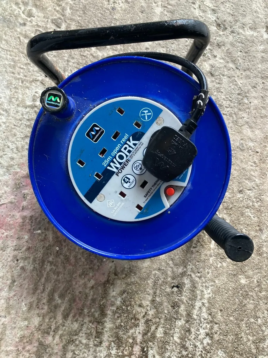 Extension Lead 25m Elec Heavy Duty Cable Reel - Image 1