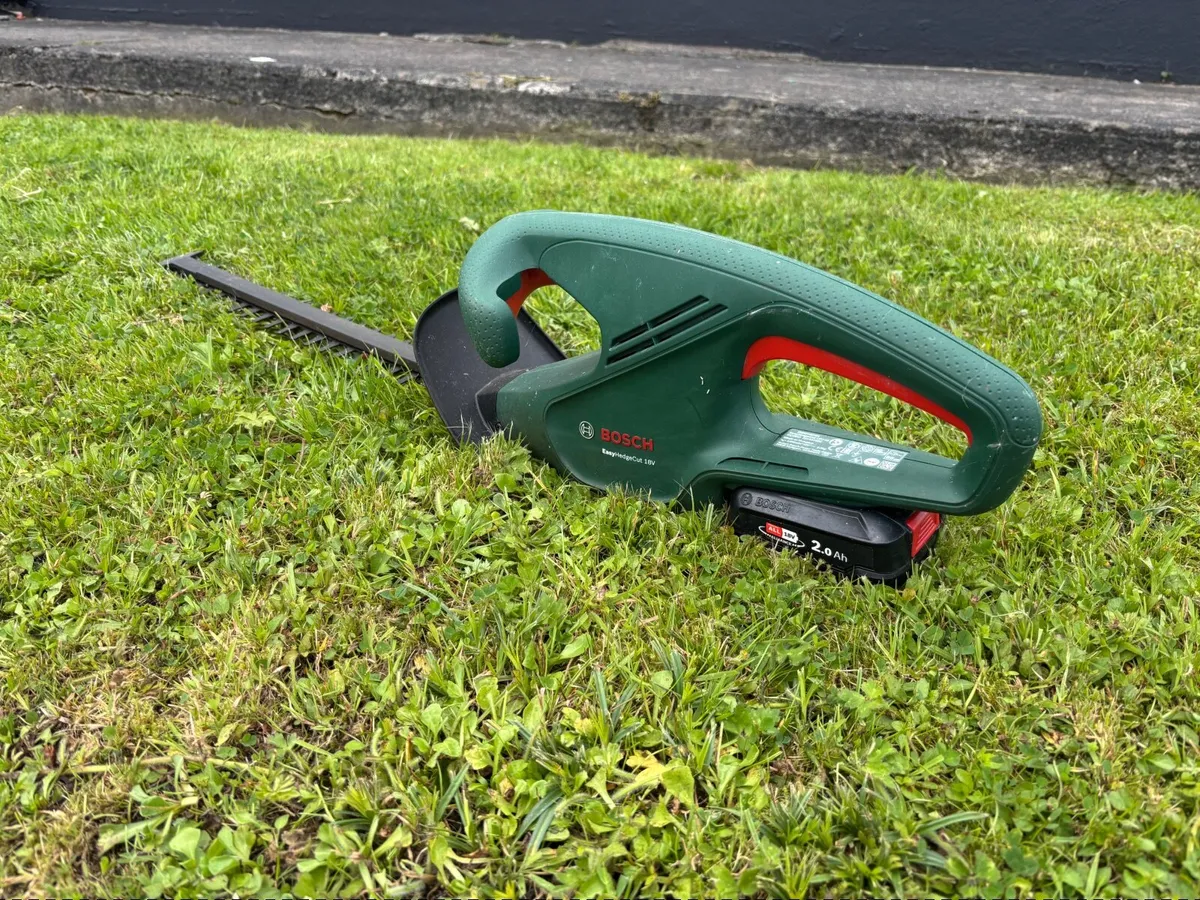 Hedge trimmer - Image 1