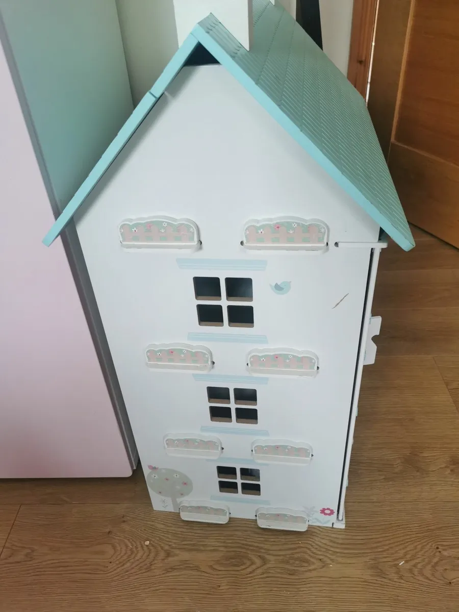 Dolls house - Image 3