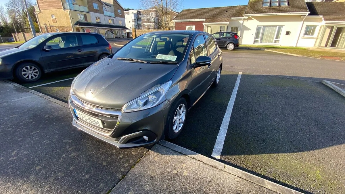 Peugeot 208 - Image 3